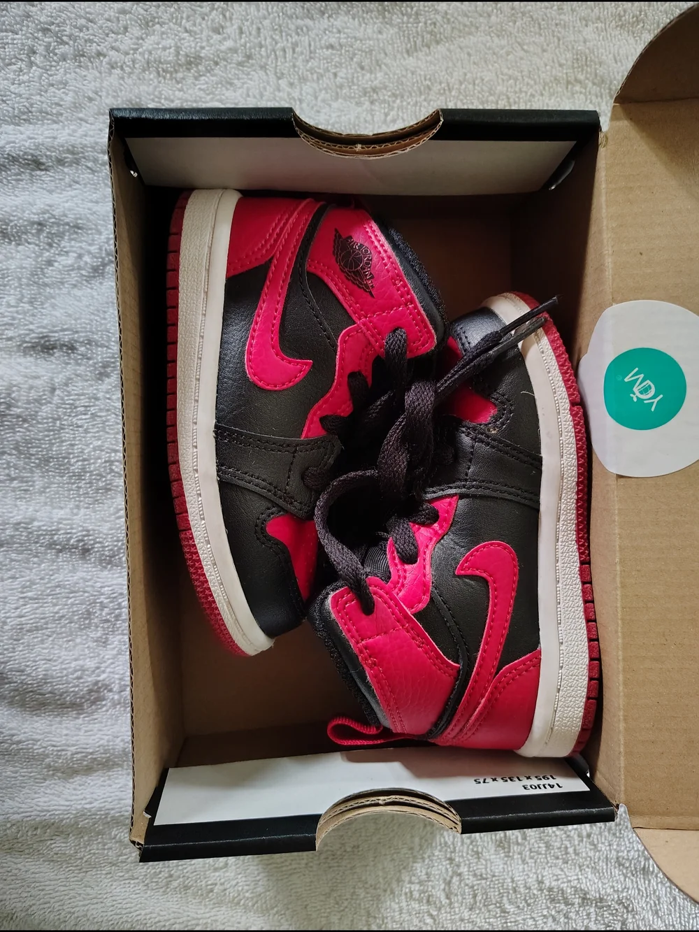 Jordan Toddler Black & Red High-Top Sneakers 1 Mid TD